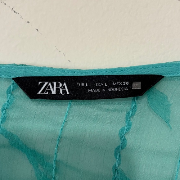 Zara Teal Textured Top (3 for $75) - Picture 2 of 3